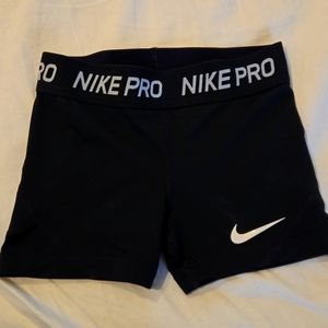 Girls Nike pro shorts
